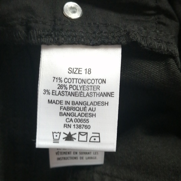 NWT Curvy-Fit Black Coated High-rise Flared Leg Jeans Plus Size - Picture 8 of 16